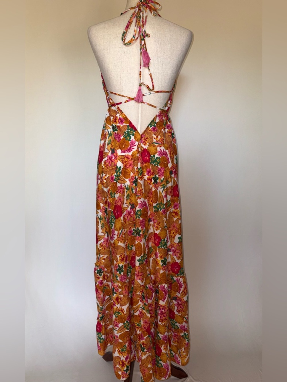 Halter Floral Maxi Dress with Tropical Floral Print Size M (European Brand) - Picture 2 of 5